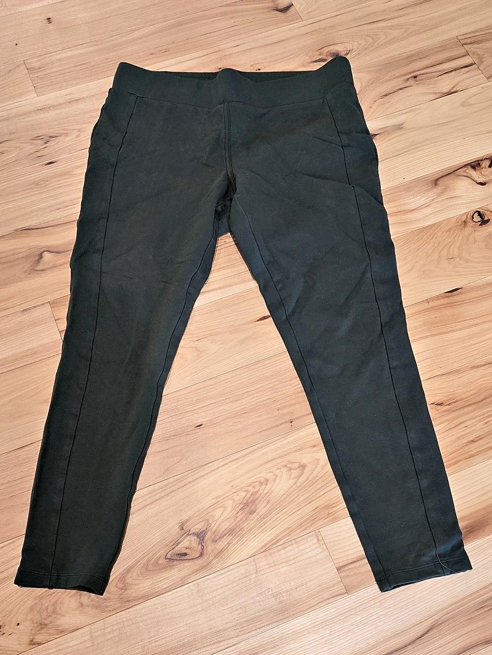 LOFT Women's Black Leggings Size Medium Like New